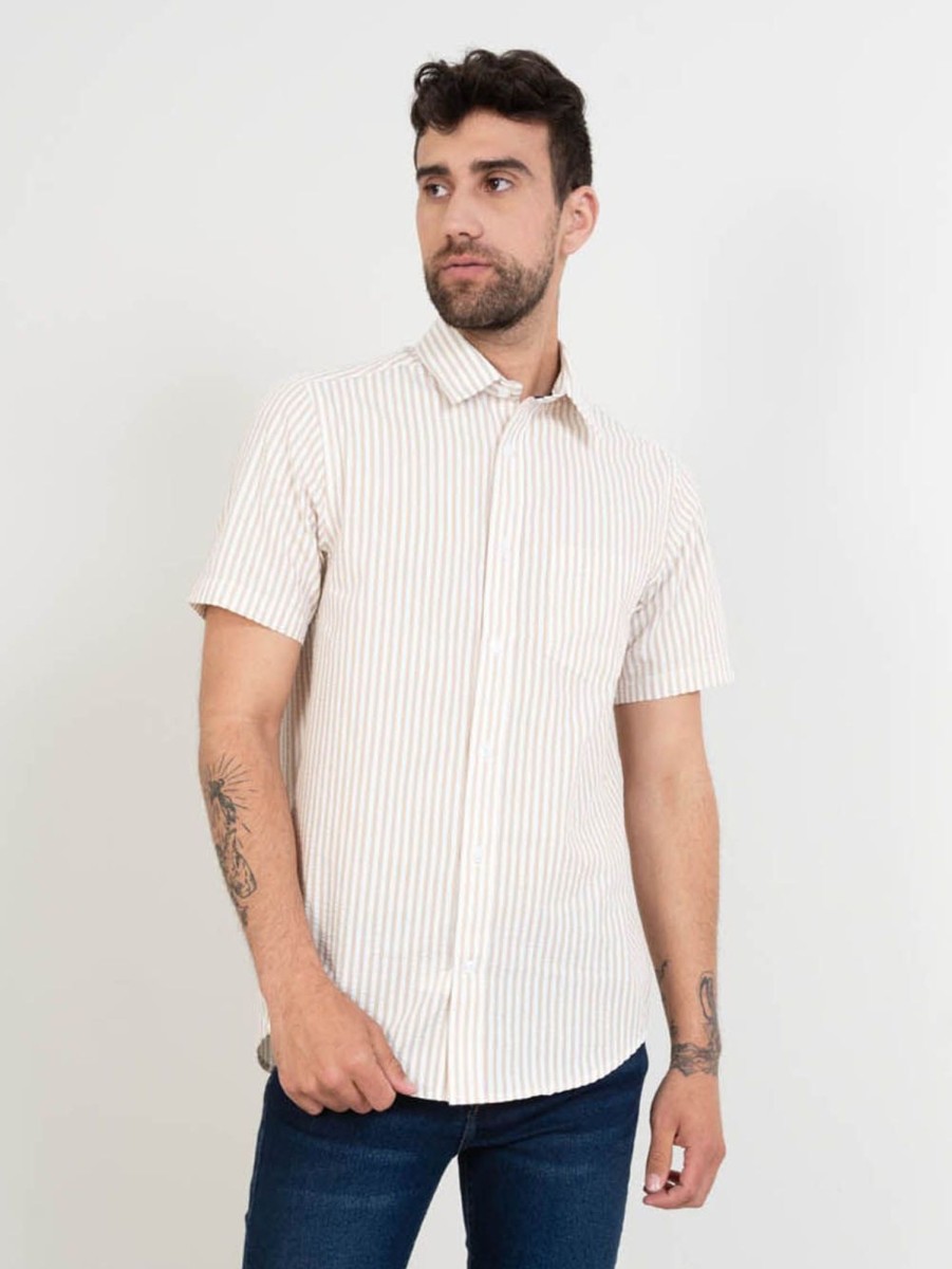 PINTO Camisa Regular Fit Manga Corta Blanco Lineas Habano Seersucker | Camisas